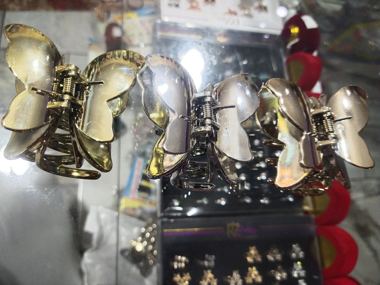 Crystal butterfly catchers